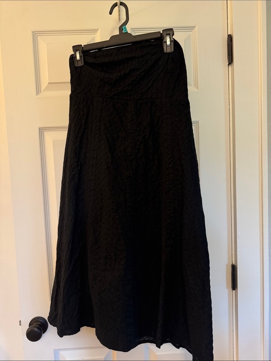 GAP Dresses & Skirts - Gap Women’s Black Strapless Textured A-Line Midi Dress